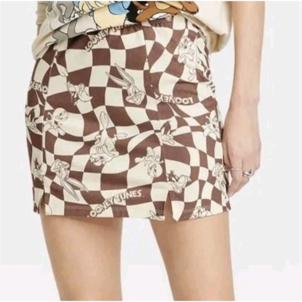 Looney Tunes Women's Size Large Skirt Graphic Mini Brown Looney Tunes